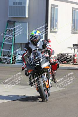 media/Mar-20-2023-Moto Forza (Mon) [[d0bbc59e78]]/Around the Pits/